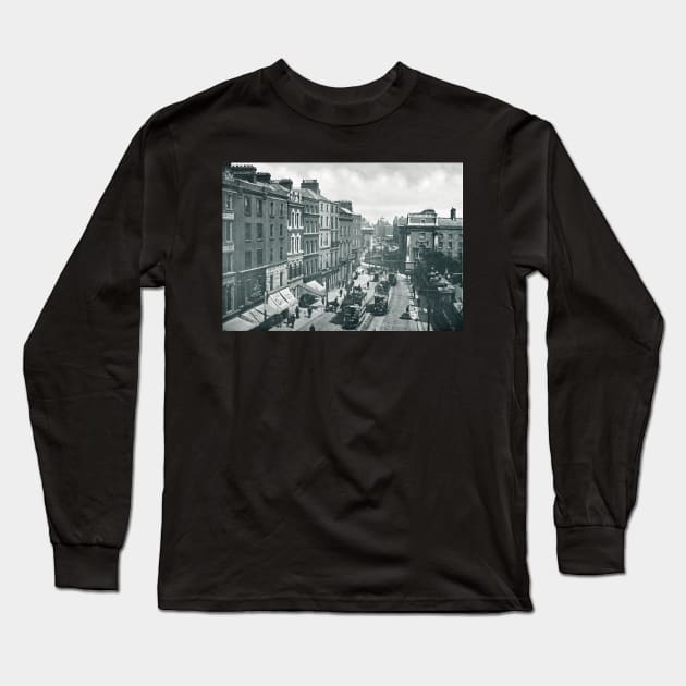 Grafton Street scene Dublin circa 1902 Long Sleeve T-Shirt by artfromthepast